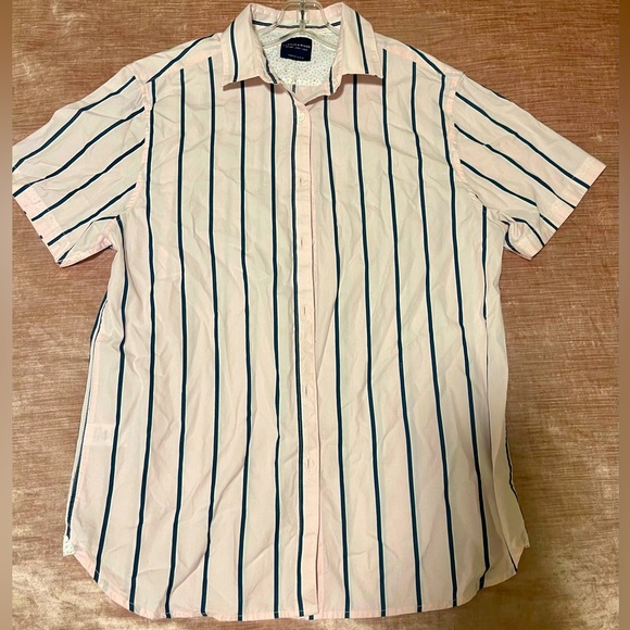 Men’s Shirt - Picture 1 of 2